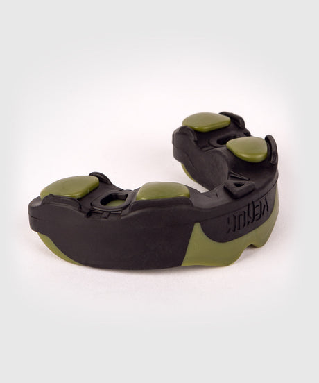 Venum Bitje Predator – Svart/Khaki grön